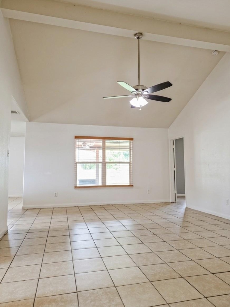 18962 Ranchcrest Drive - Photo 14