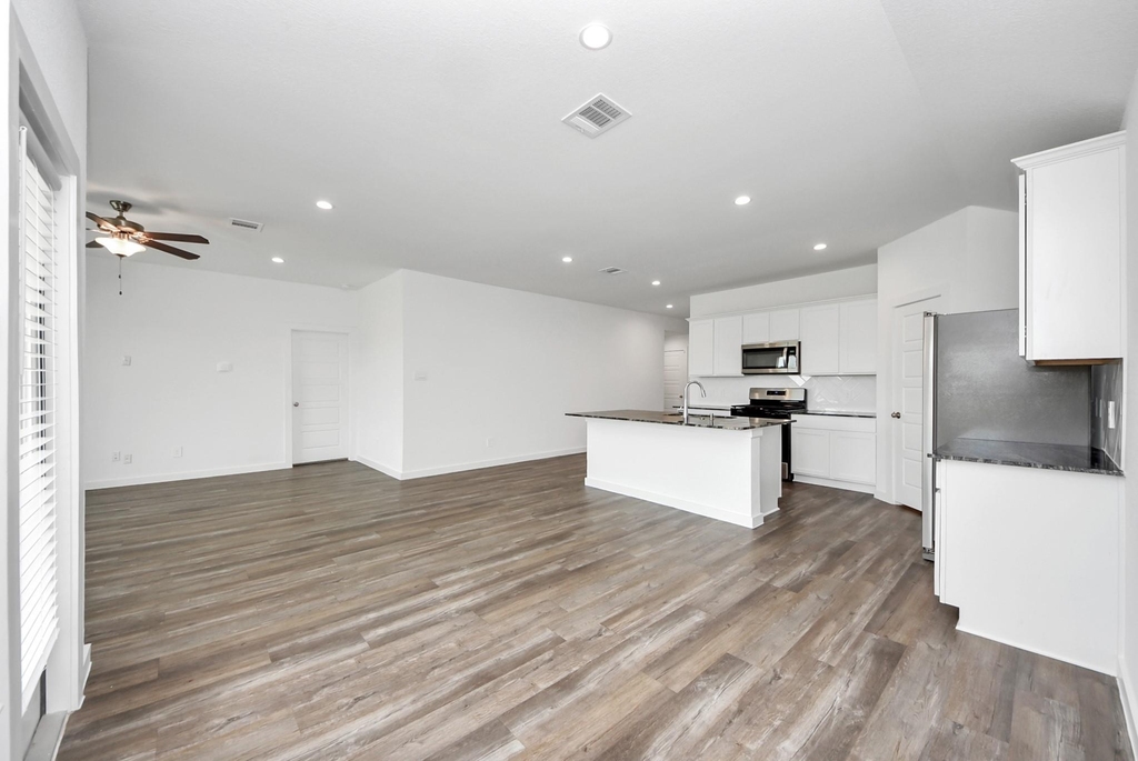 8614 Shumard Oak Drive - Photo 16