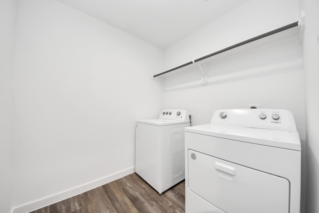 8614 Shumard Oak Drive - Photo 32
