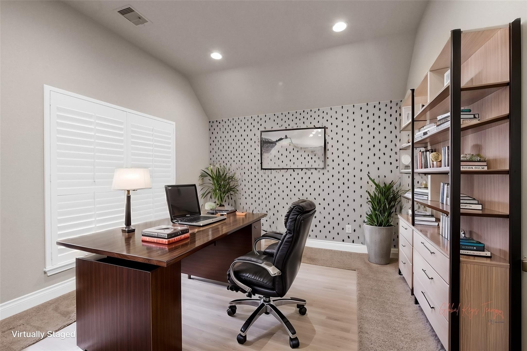 4237 Palmer Hill Drive - Photo 3