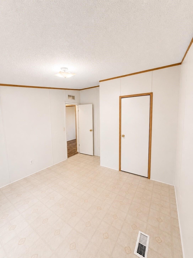 13134 Fm 1484 Road - Photo 16