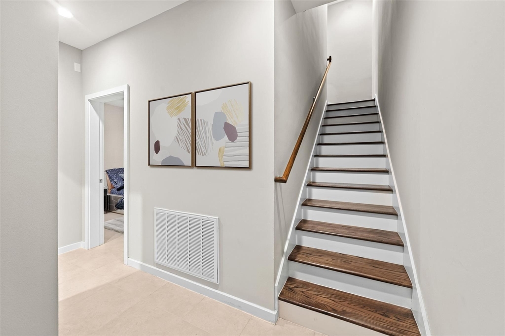 1820 Palm Street - Photo 2