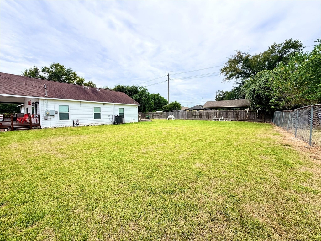 8821 Woodruff Street - Photo 13