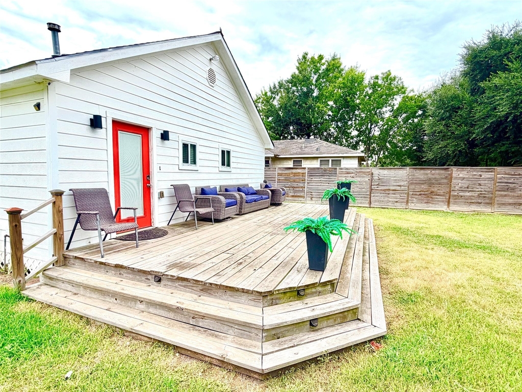 8821 Woodruff Street - Photo 14