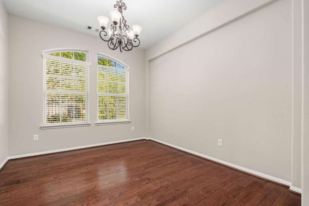 23 Bay Mills Place - Photo 16