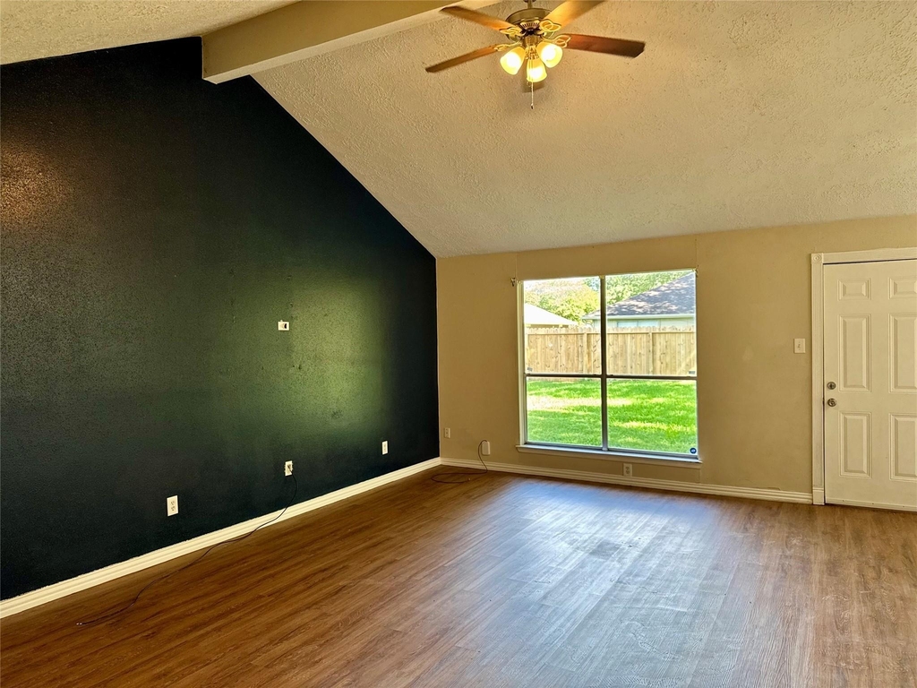 4206 Sequoia Street - Photo 1