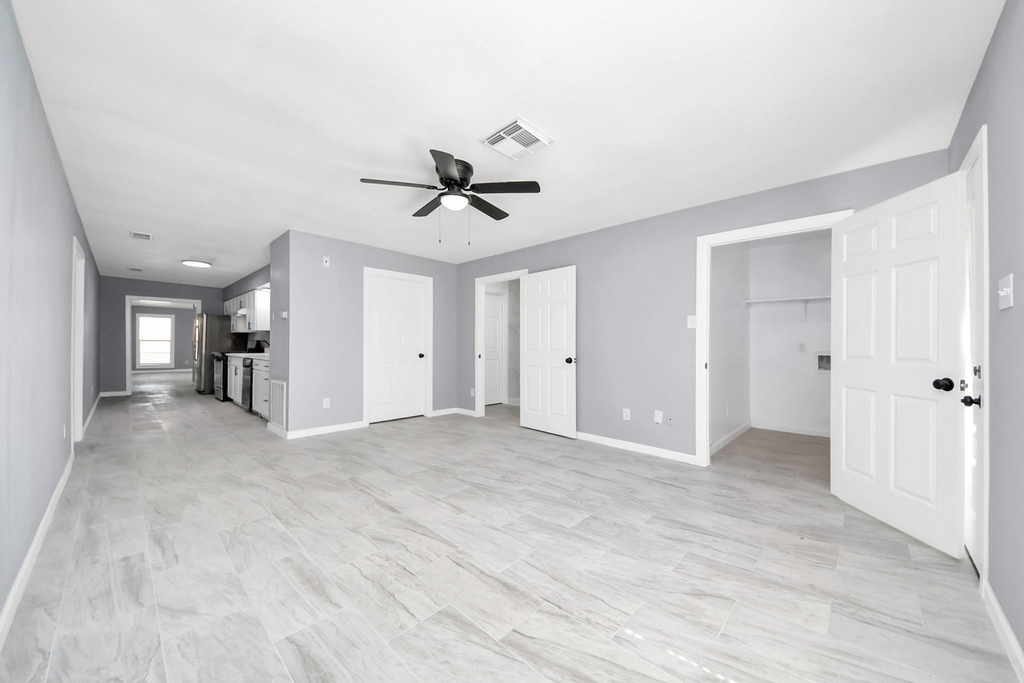 5103 Karu Drive - Photo 4