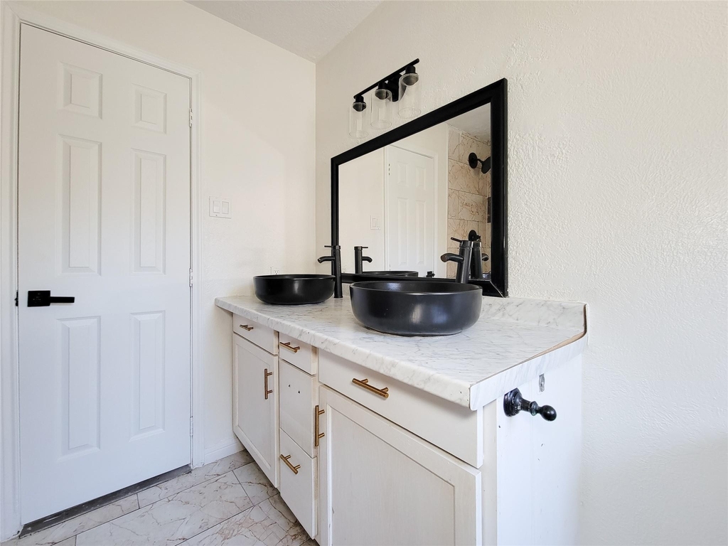 1311 Jefferson - Photo 30