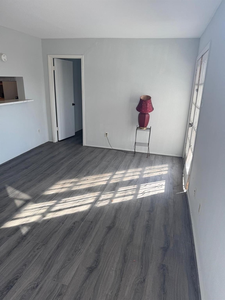 10603 S Wilcrest Drive - Photo 2