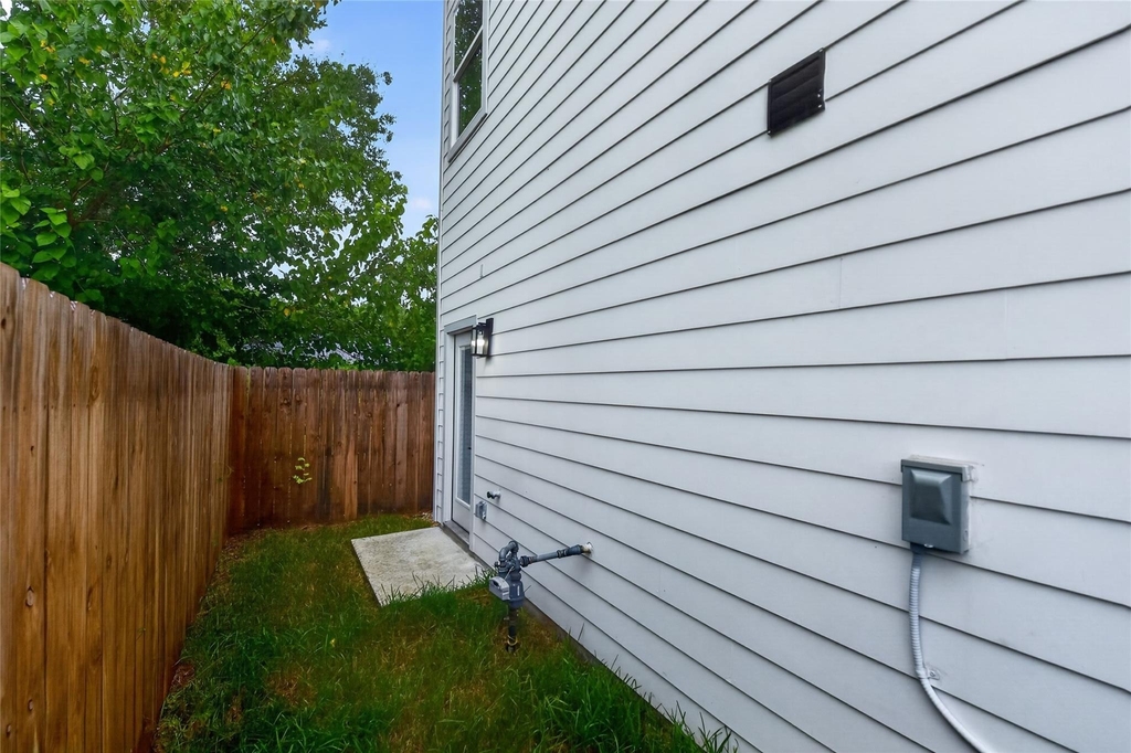 3537 Amos Street - Photo 17