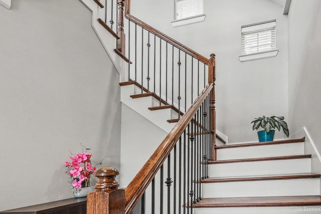 1611 W 23rd Street - Photo 21