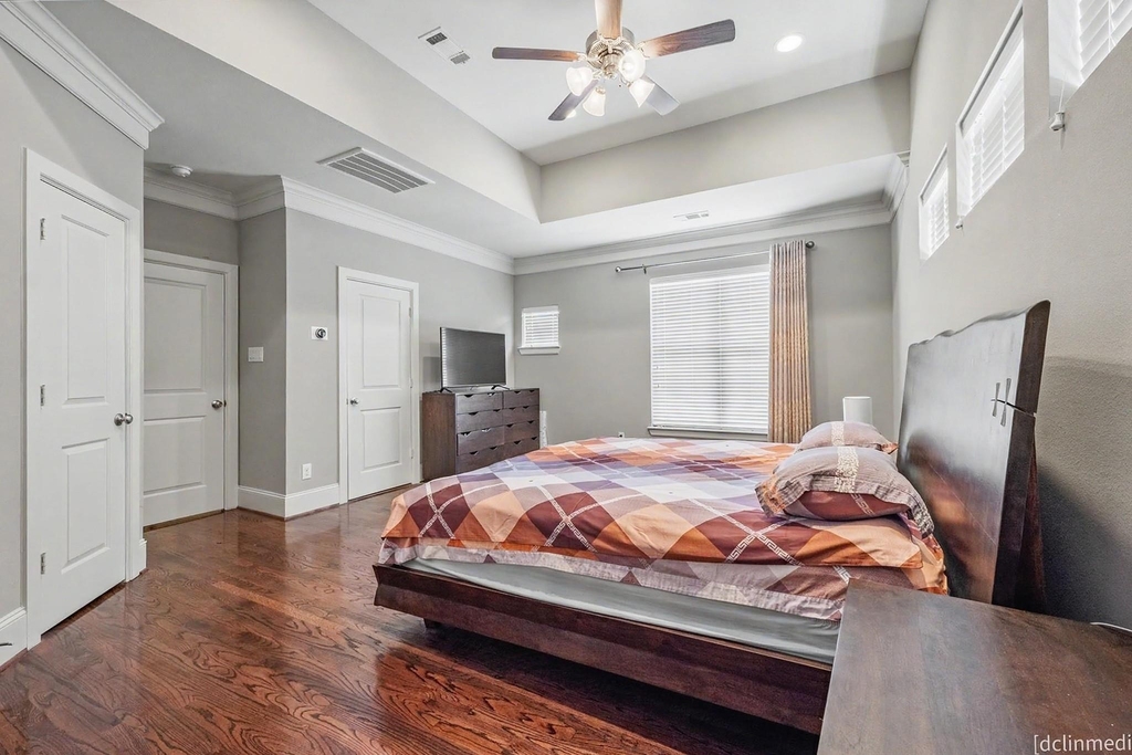 1611 W 23rd Street - Photo 17