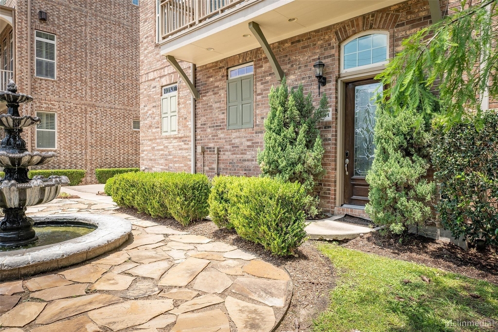 1611 W 23rd Street - Photo 4