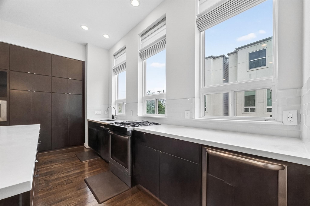 3127 Leeland Street - Photo 15