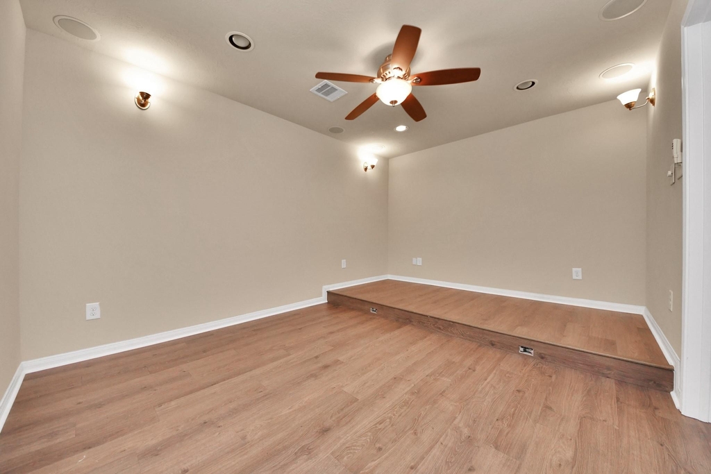 24711 Malca Manor Drive - Photo 41
