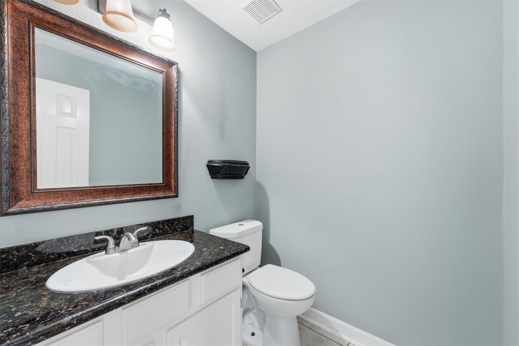 818 Heather Park Court - Photo 14