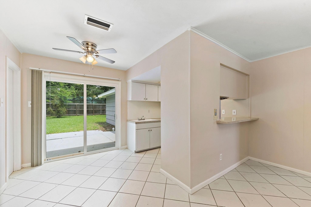 5522 Ariel Street - Photo 7