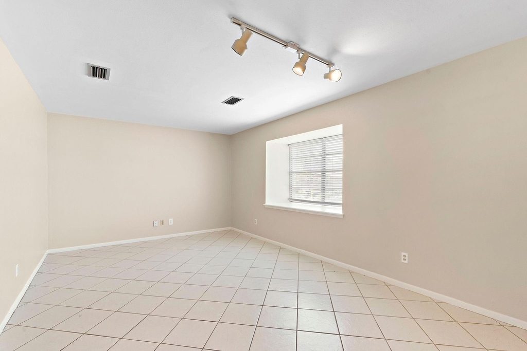 5522 Ariel Street - Photo 3