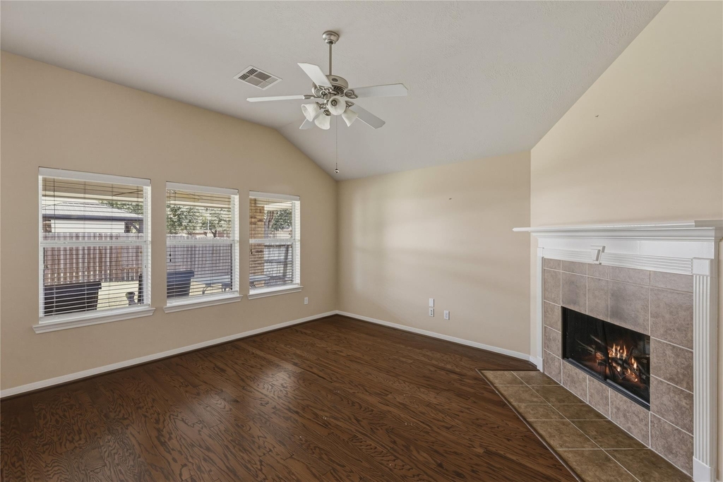 10906 Angel Lake Drive - Photo 9