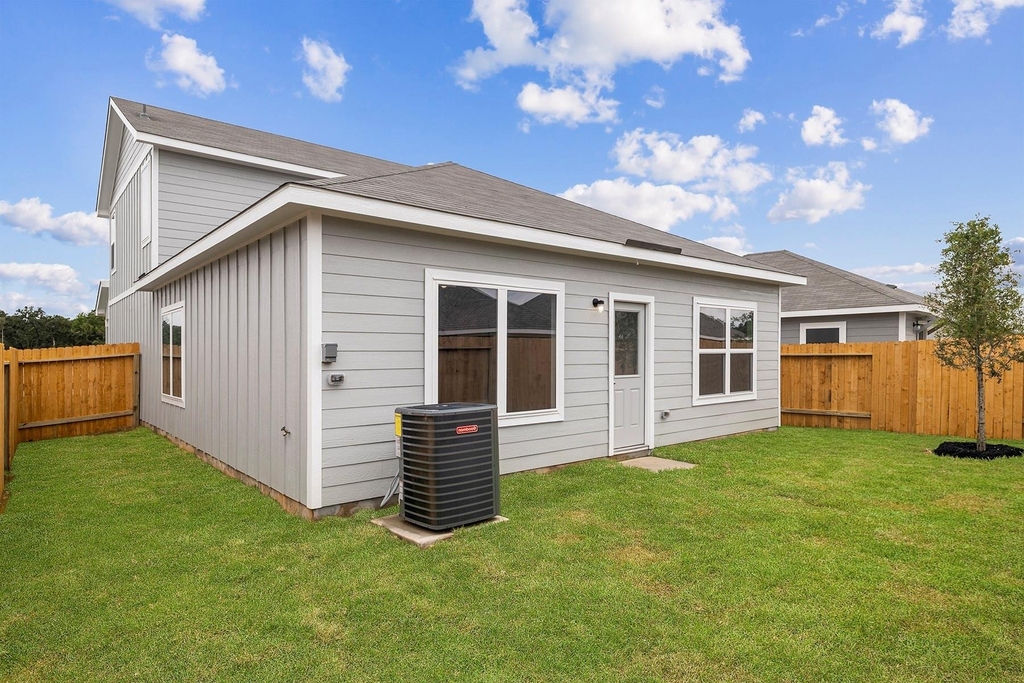 5910 Peony Place - Photo 1