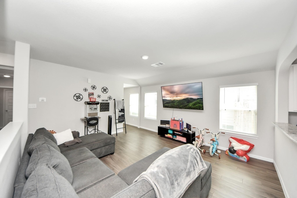 3702 Cub Drive - Photo 33