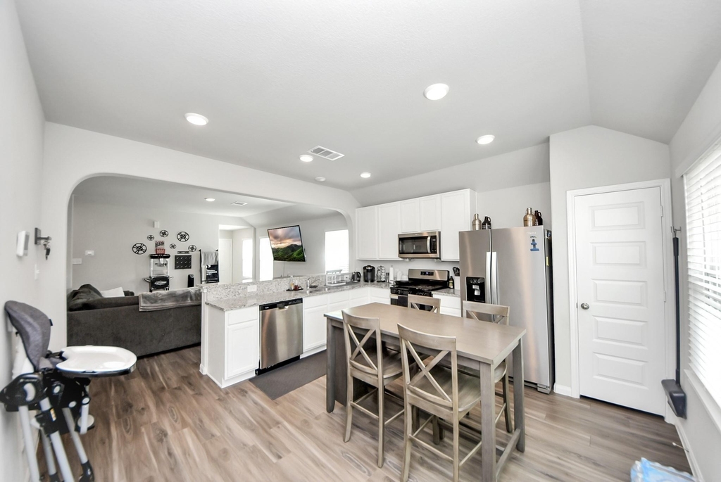 3702 Cub Drive - Photo 14
