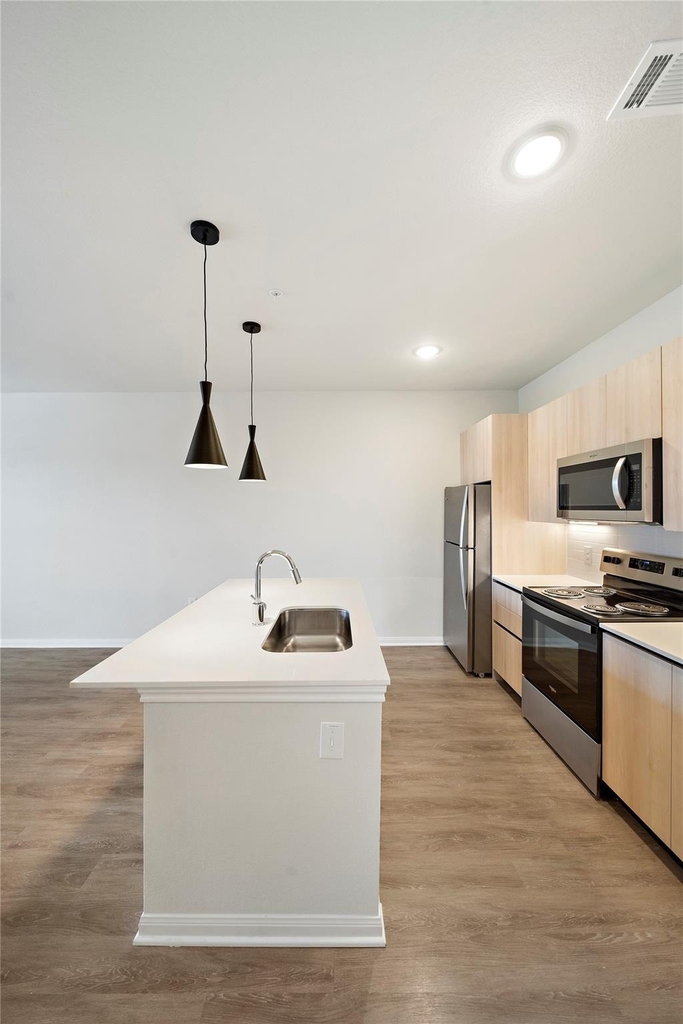 17000 Bissonnet Street - Photo 1