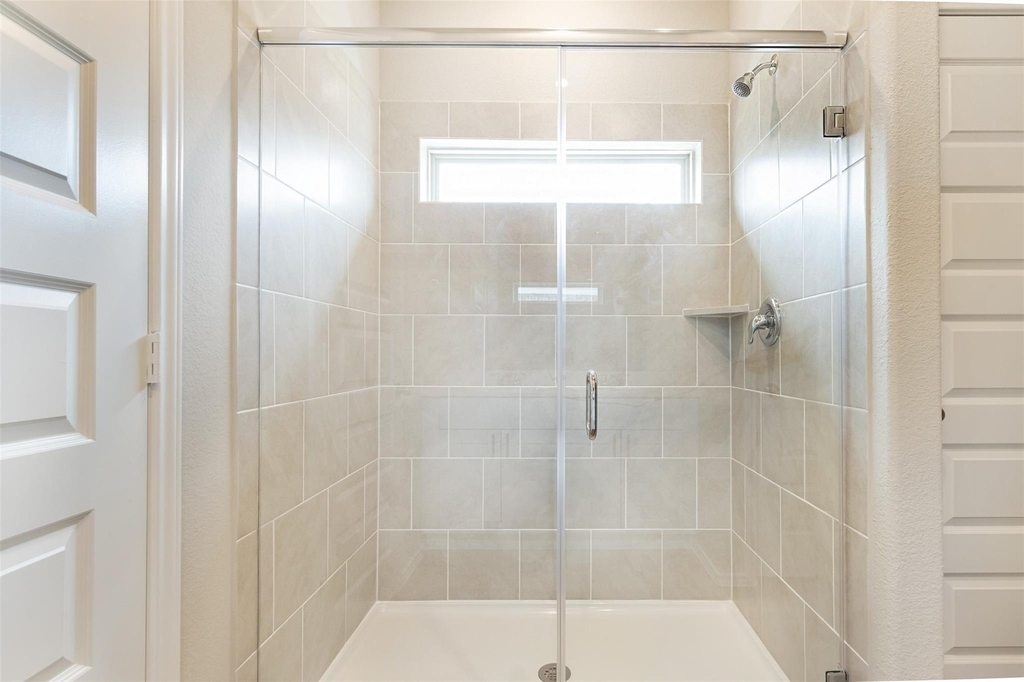 8205 Red Spruce St - Photo 19