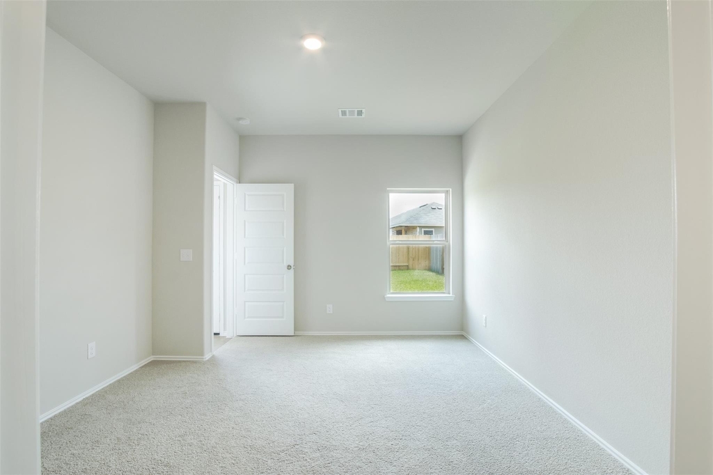 8205 Red Spruce St - Photo 15