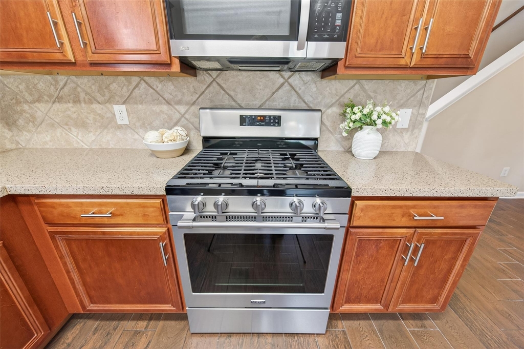 10427 Lyndon Meadows Drive - Photo 10