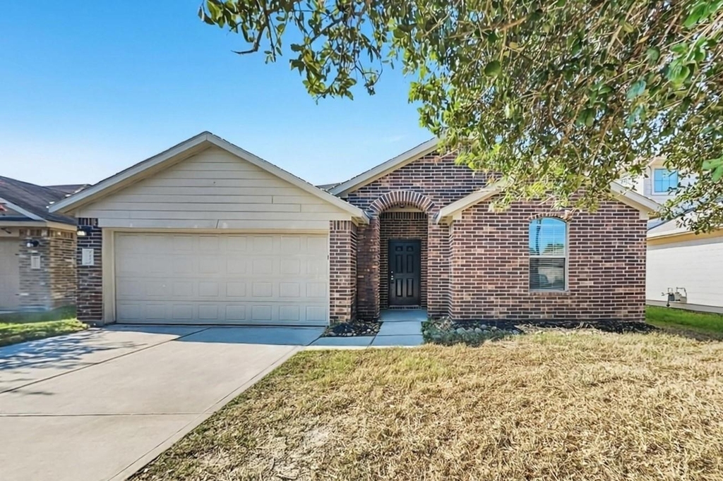 7211 Alava Drive - Photo 0