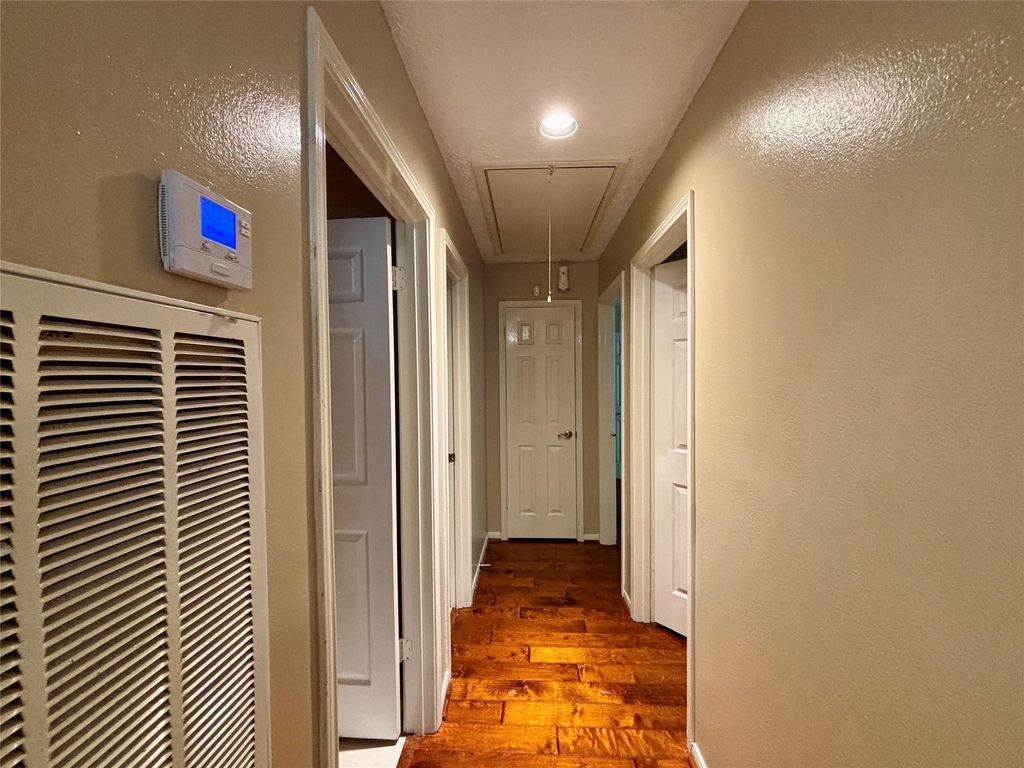 12702 Meadway Court - Photo 14