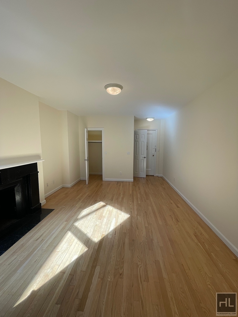 East 84th Street - Photo 1
