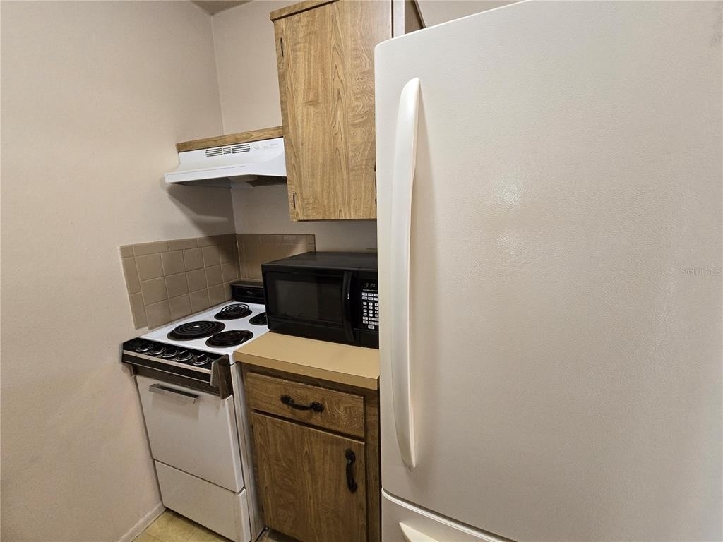 289 Jeru Boulevard - Photo 5