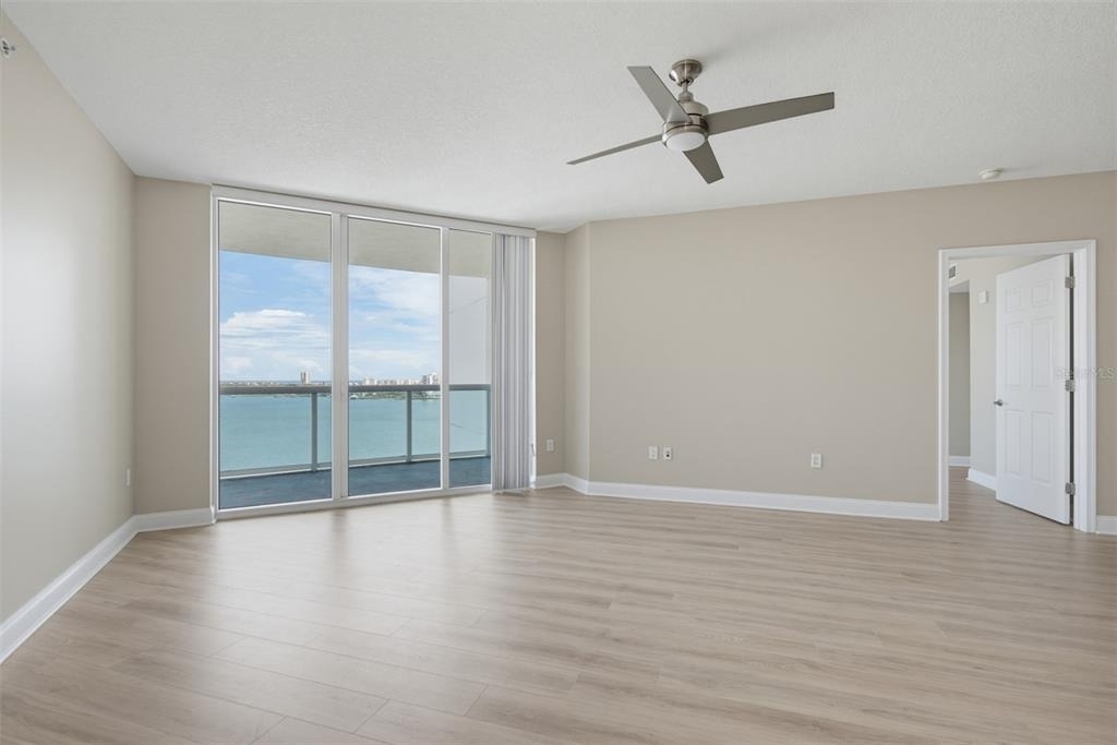 241 Riverside Drive - Photo 2