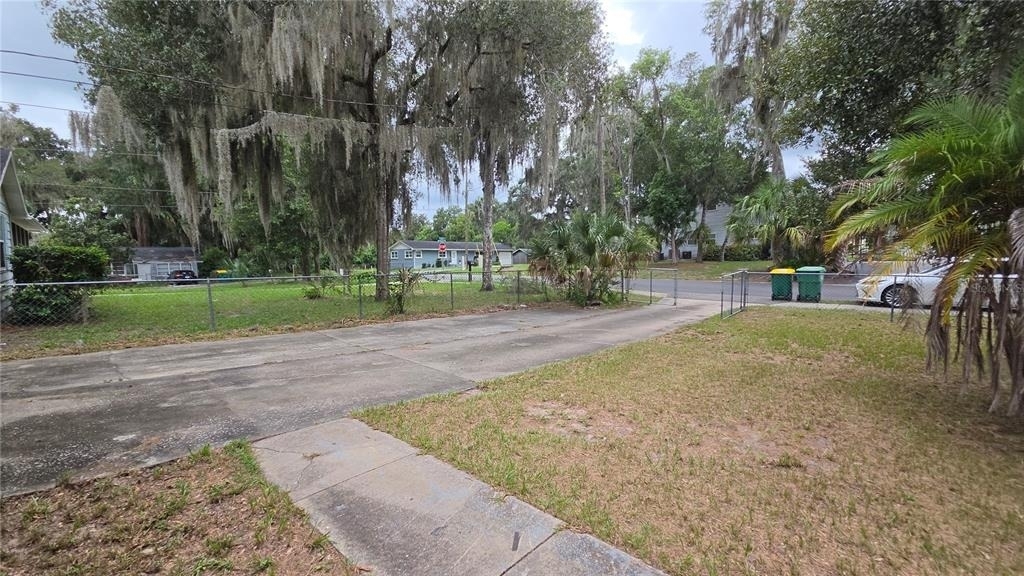 105 S Colorado Ave - Photo 29
