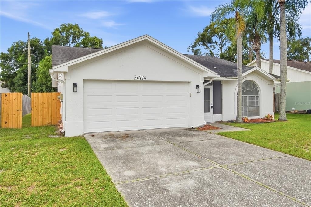 24724 Silversmith Drive - Photo 2