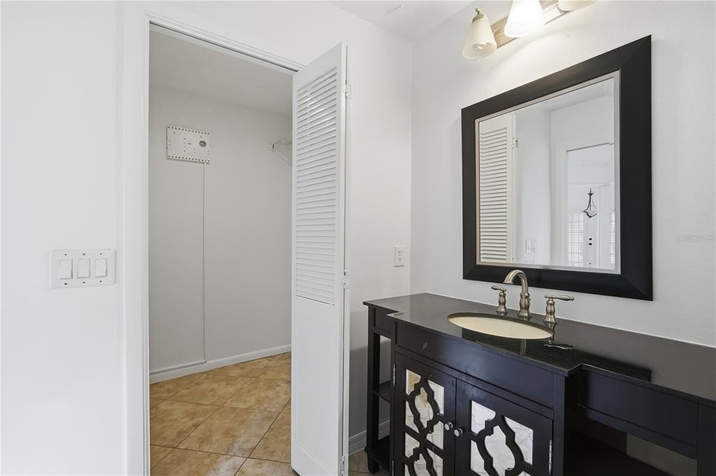 24724 Silversmith Drive - Photo 16