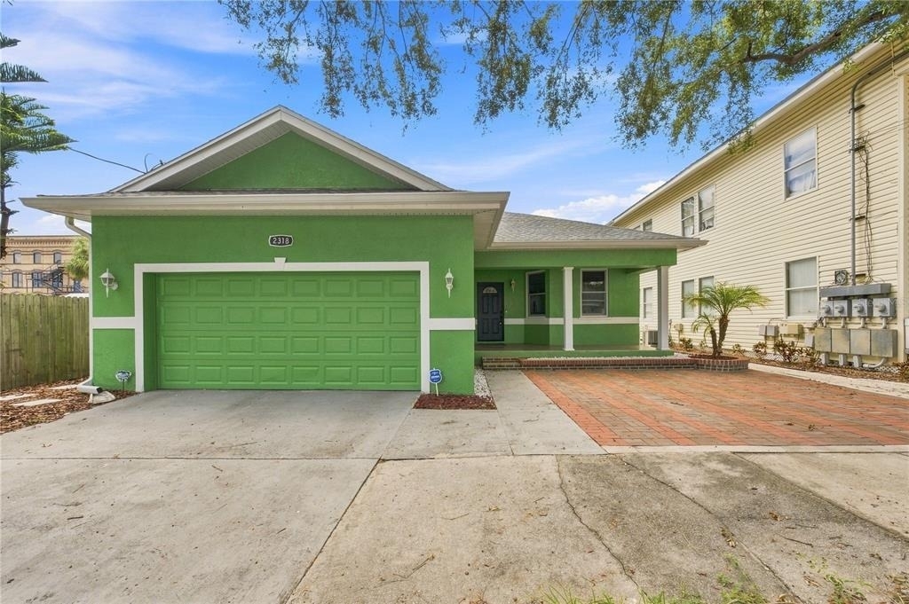 2318 W Cherry Street - Photo 1