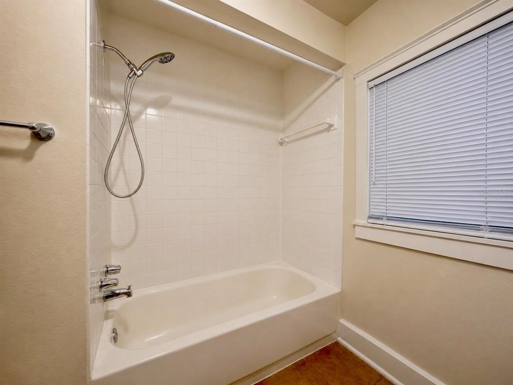 103 W Emma Street - Photo 9