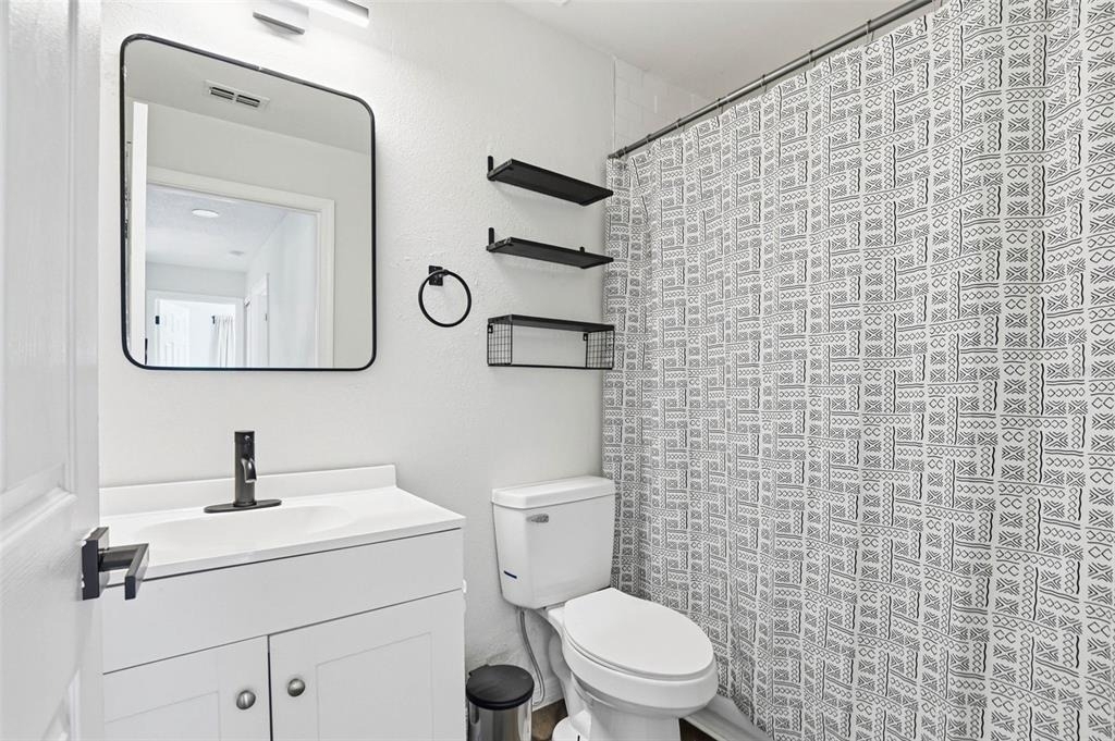 5916 Lake Front Drive - Photo 18