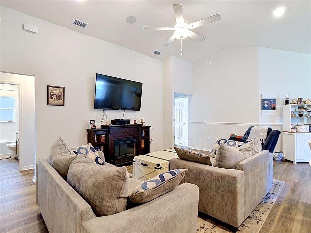 609 Ambleside Drive - Photo 7