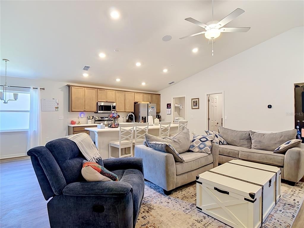 609 Ambleside Drive - Photo 5