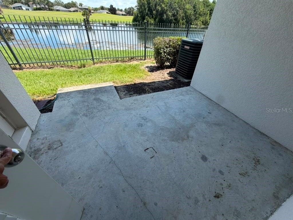 1221 Priory Circle - Photo 37