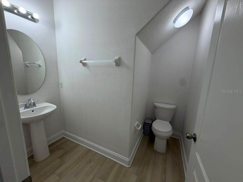 1221 Priory Circle - Photo 17