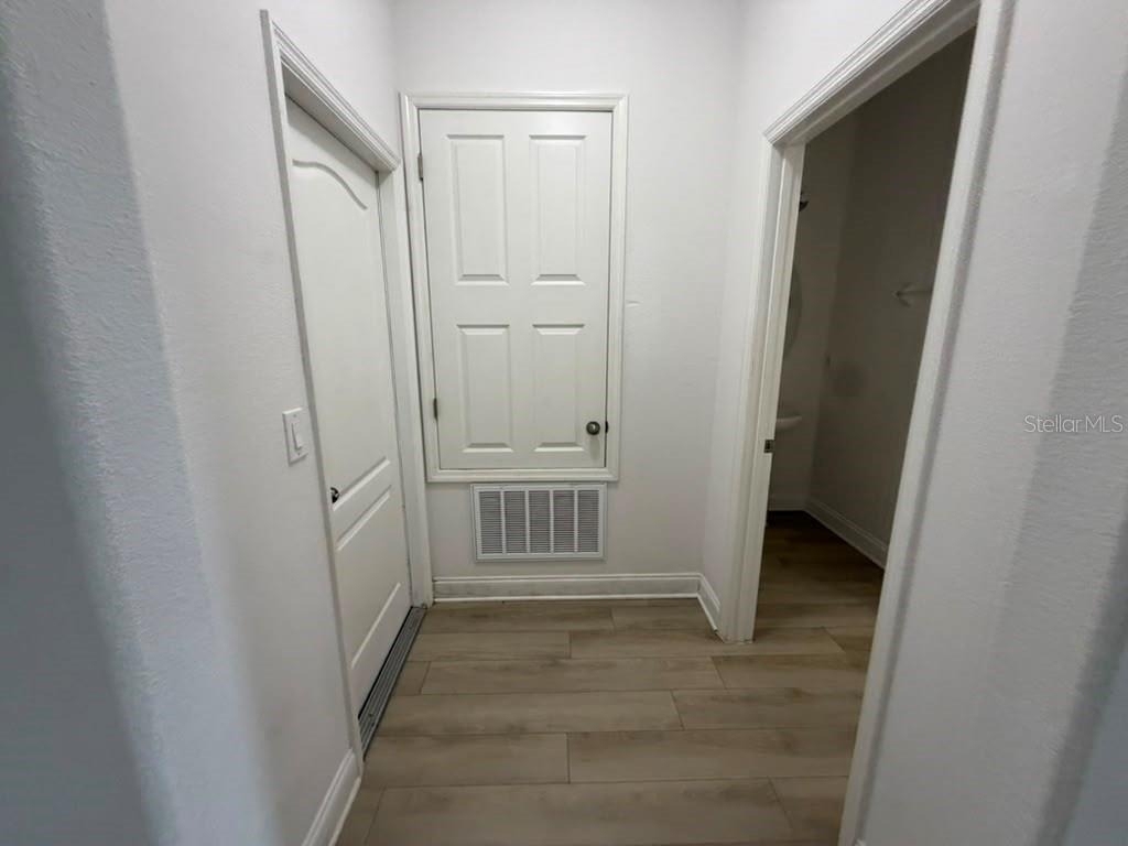 1221 Priory Circle - Photo 15