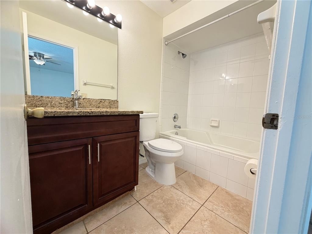 2418 Harbor Town - Photo 12