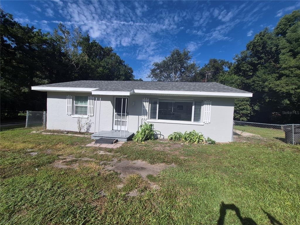 2106 Ne 11th Avenue - Photo 0