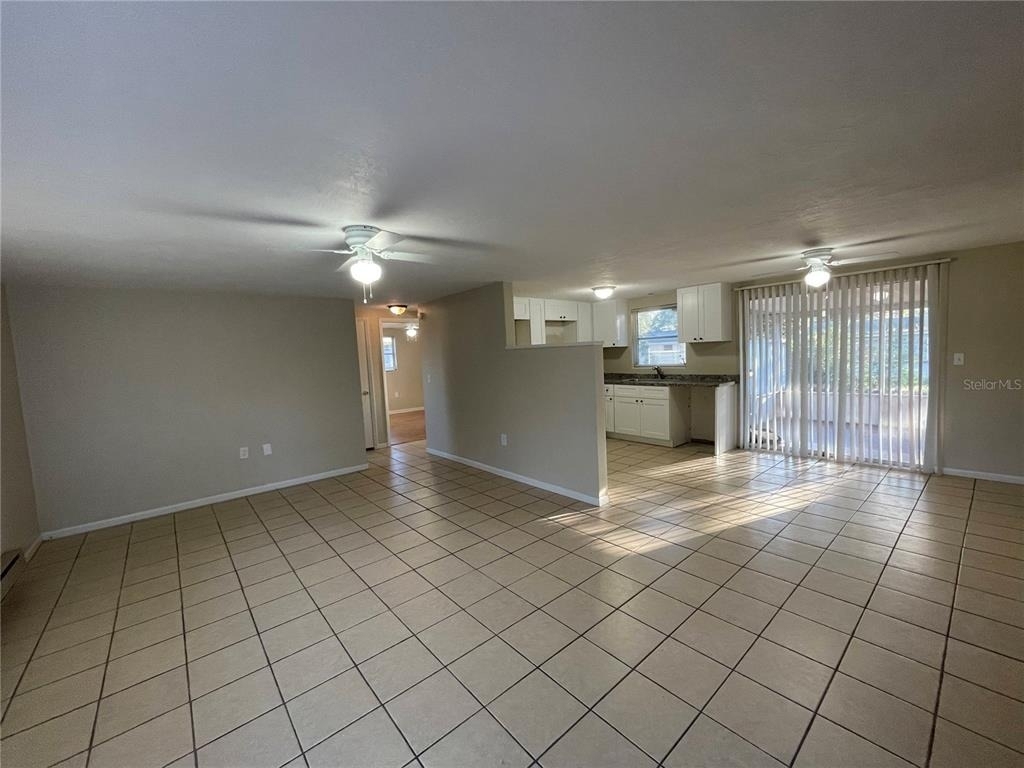 8 Rose Avenue - Photo 2