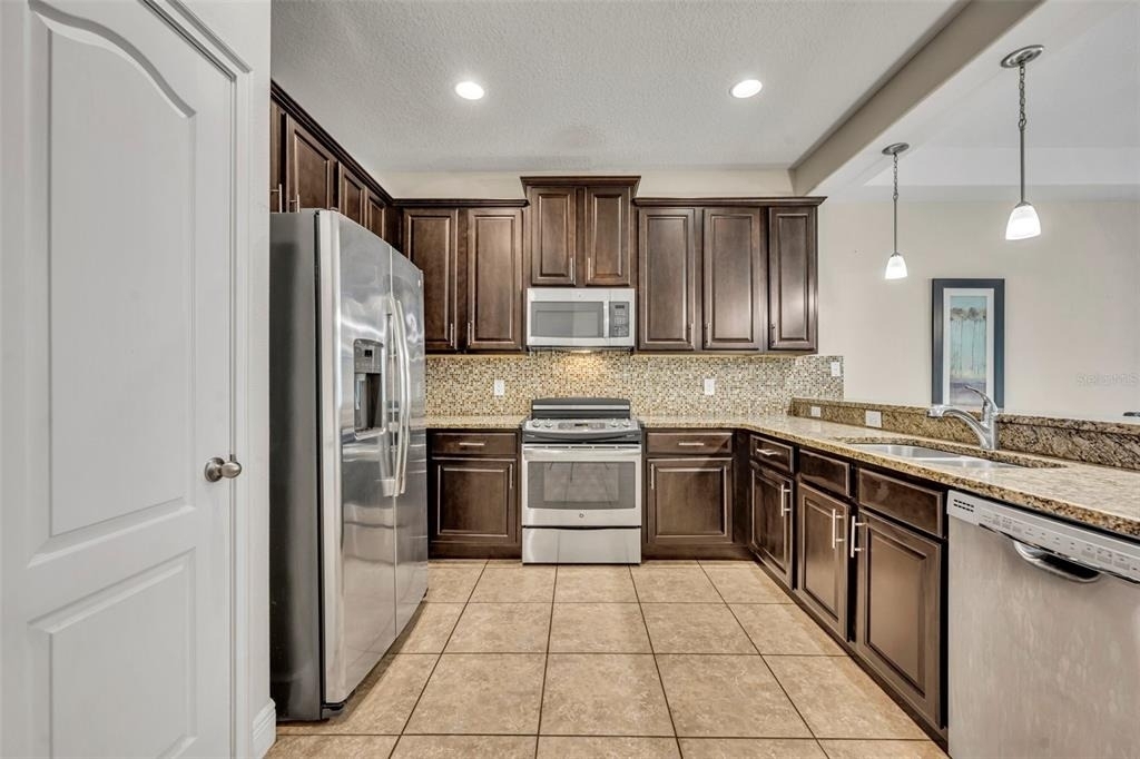 8177 Roseville Boulevard - Photo 4